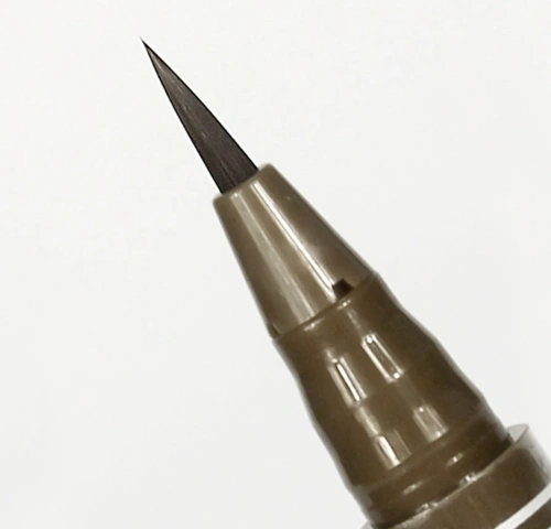 TRIUMPH маркер с кисточкой д/бровей blade brow liner с.коричневый т.02